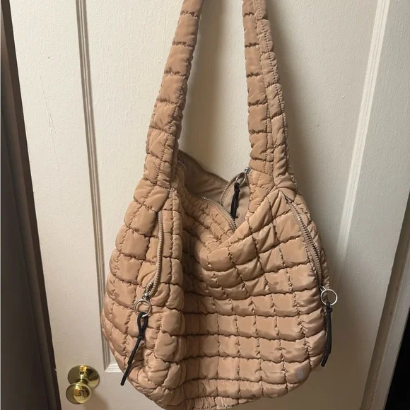 FP Movement Beige Quilted Women's Carryall Bag - Picture 6 of 7